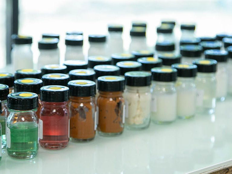 Flacon de produits de test au laboratoire