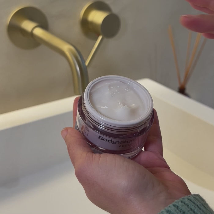 Crème légère Anti-âge visage – Body Nature